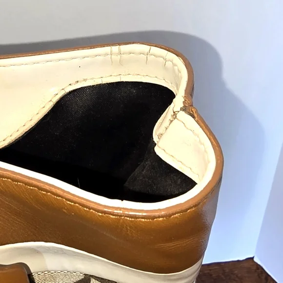 Coach Brown and Cream Signature Tote Bag - Picture 7 of 10